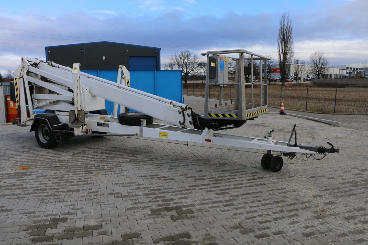 Pojízdná pracovní plošina